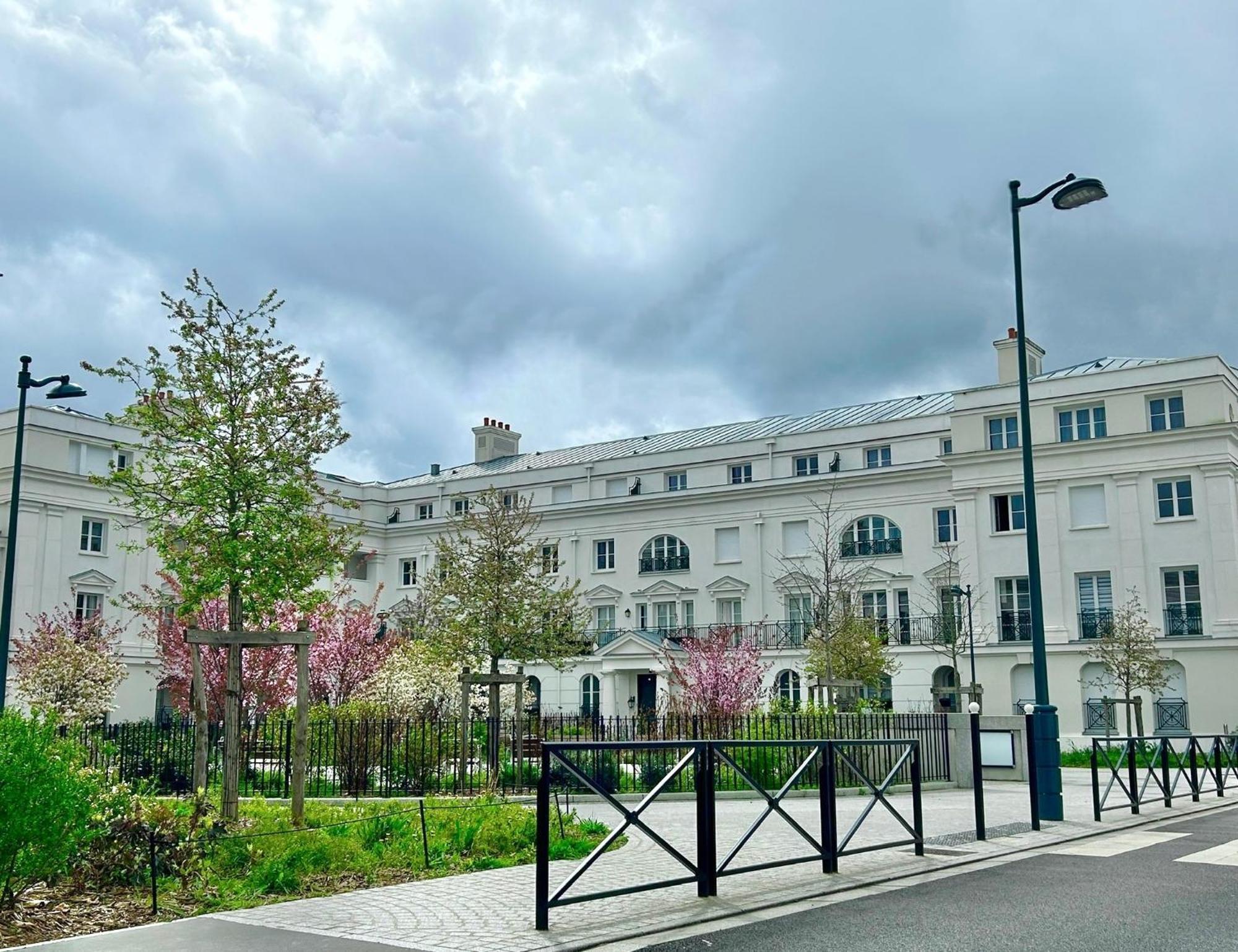Le Regence, Terrasse, Serris Disney Exterior foto